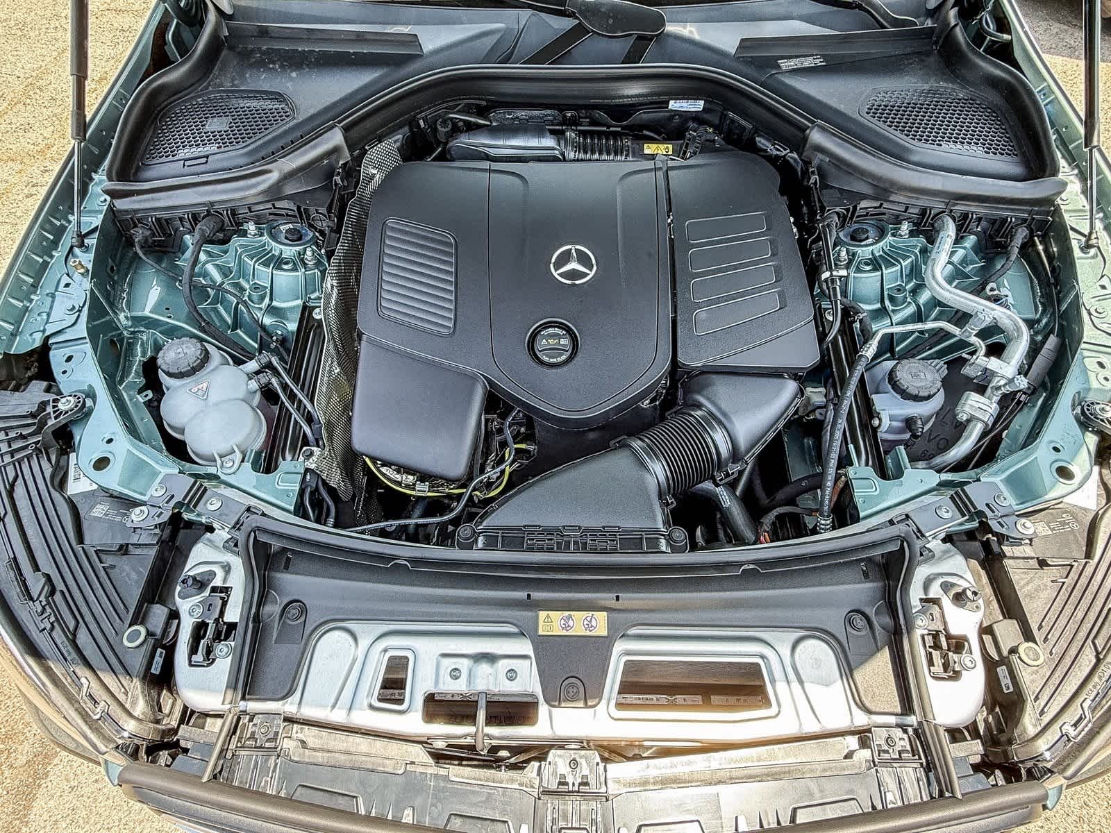 Thumbnail: 2025 Mercedes-Benz GLC - 12