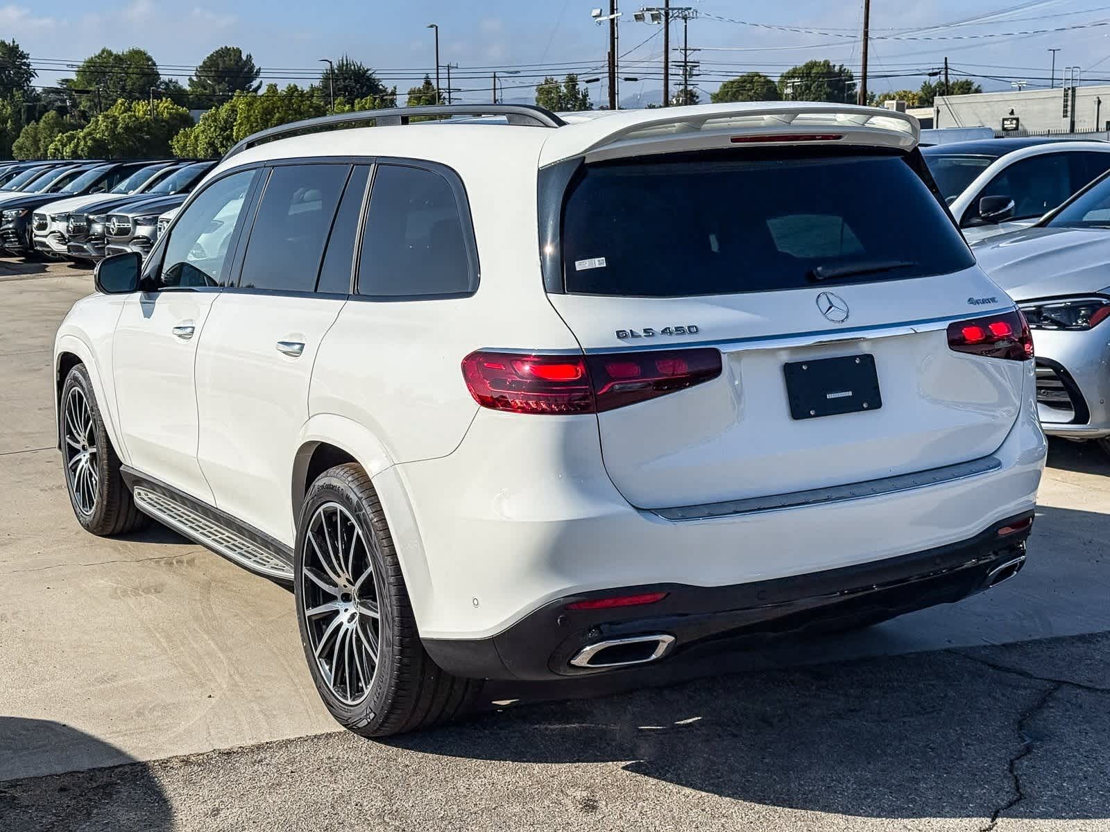 Thumbnail: 2026 Mercedes-Benz GLS - 6