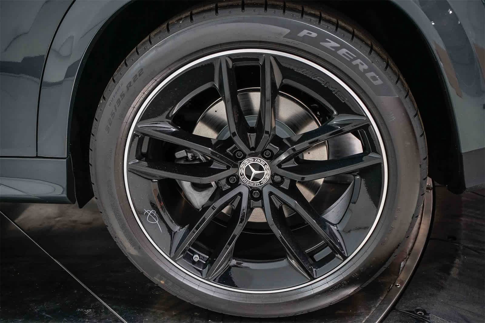 Thumbnail: 2026 Mercedes-Benz GLE - 10