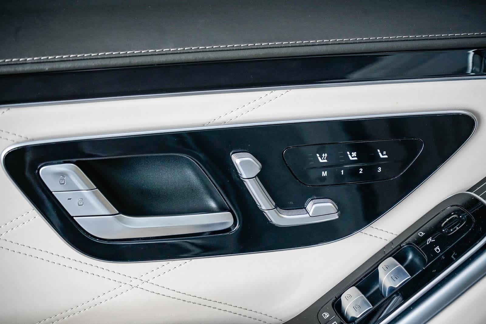 Thumbnail: 2024 Mercedes-Benz S-Class - 24