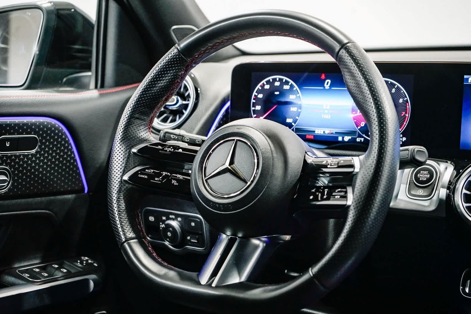 Thumbnail: 2025 Mercedes-Benz GLB - 14