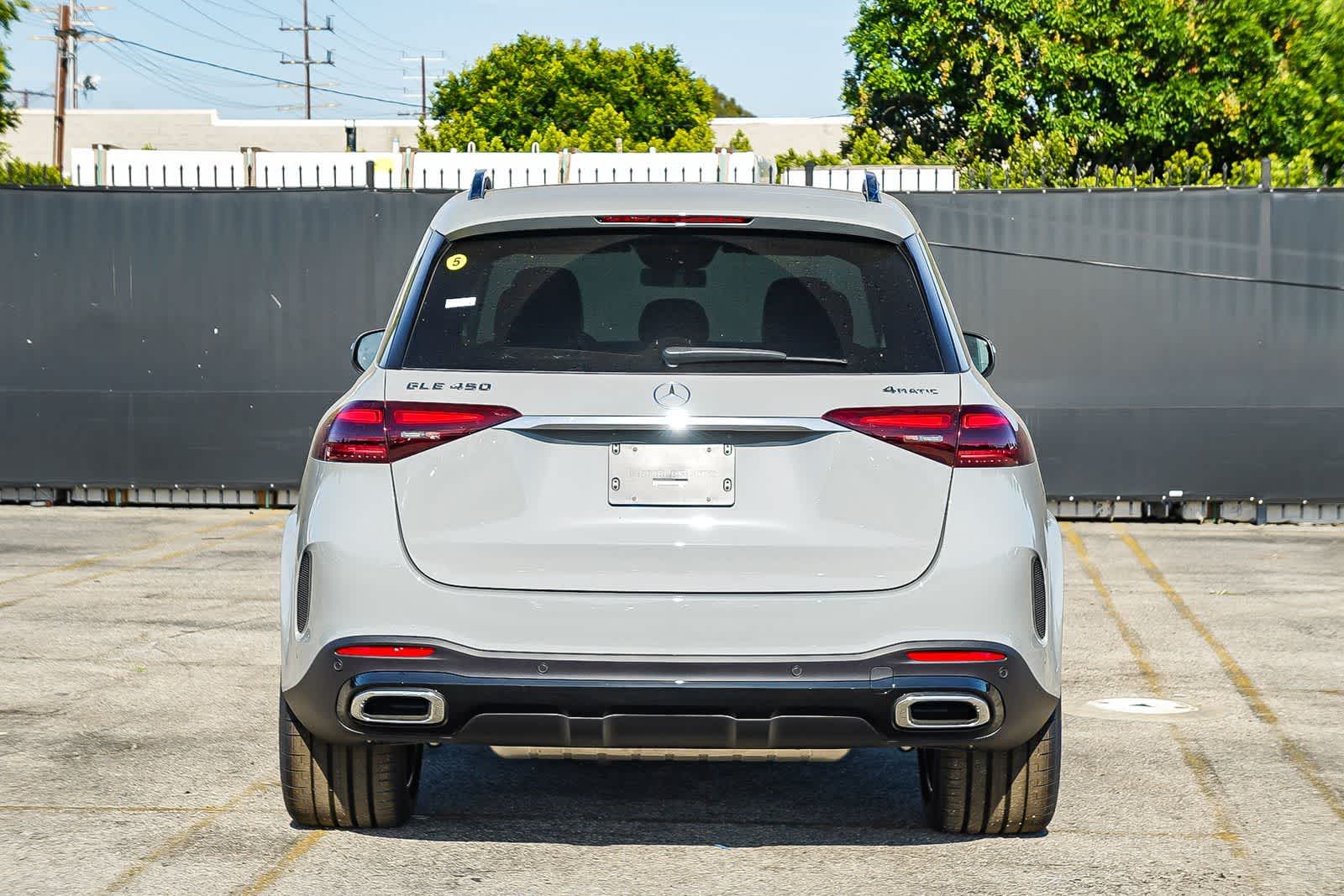 Thumbnail: 2026 Mercedes-Benz GLE - 5