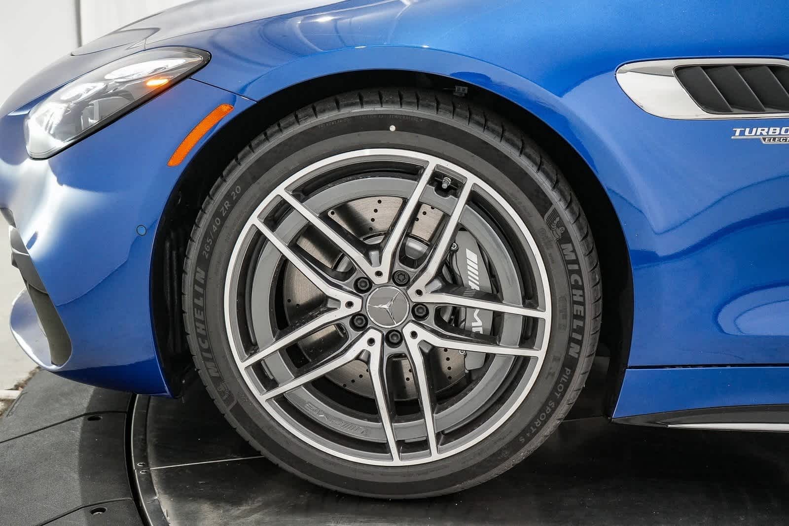 Thumbnail: 2025 Mercedes-Benz AMG GT - 17
