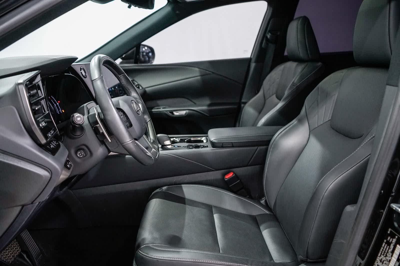 Thumbnail: 2023 Lexus RX - 17