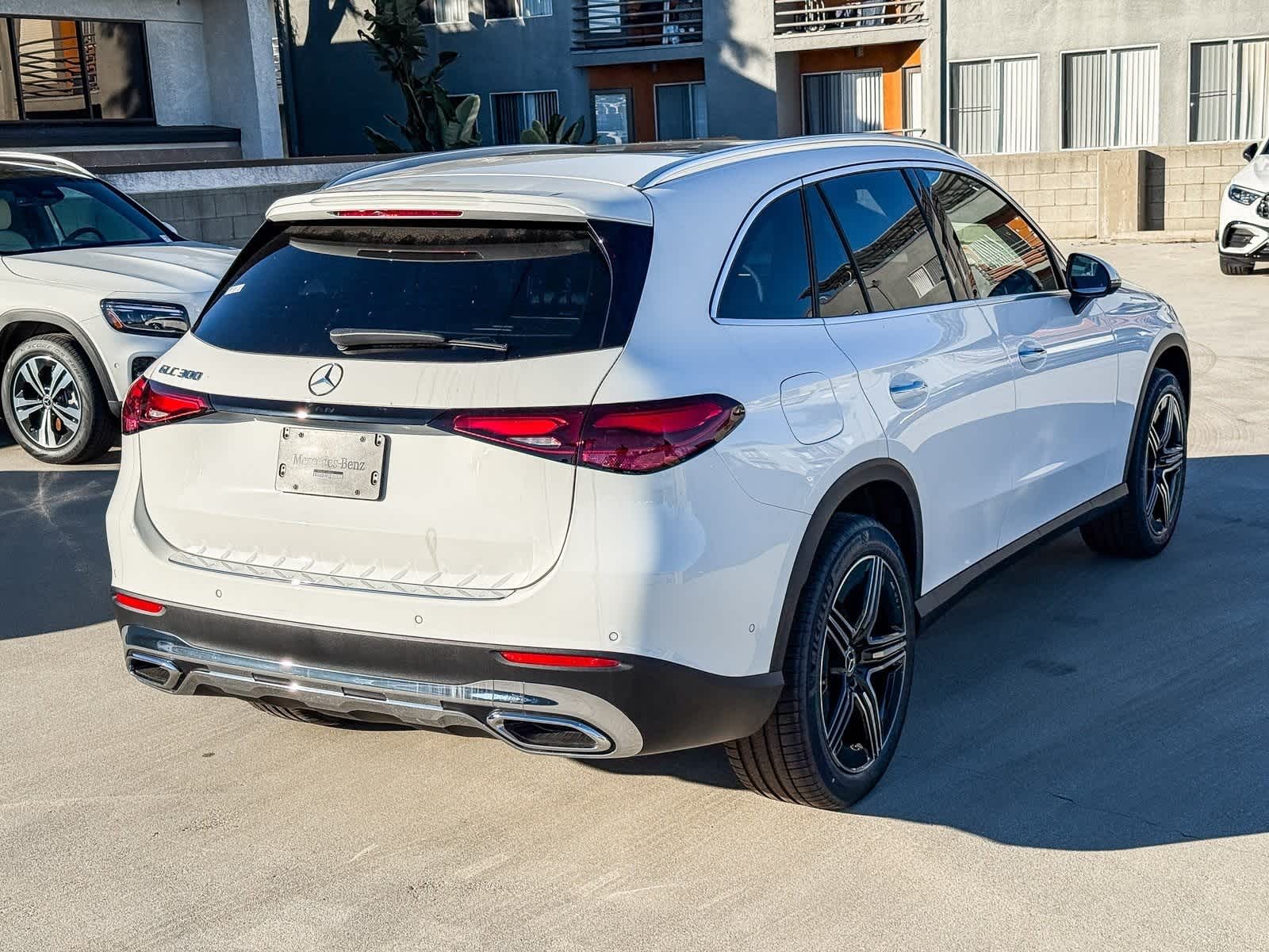 Thumbnail: 2026 Mercedes-Benz GLC - 4