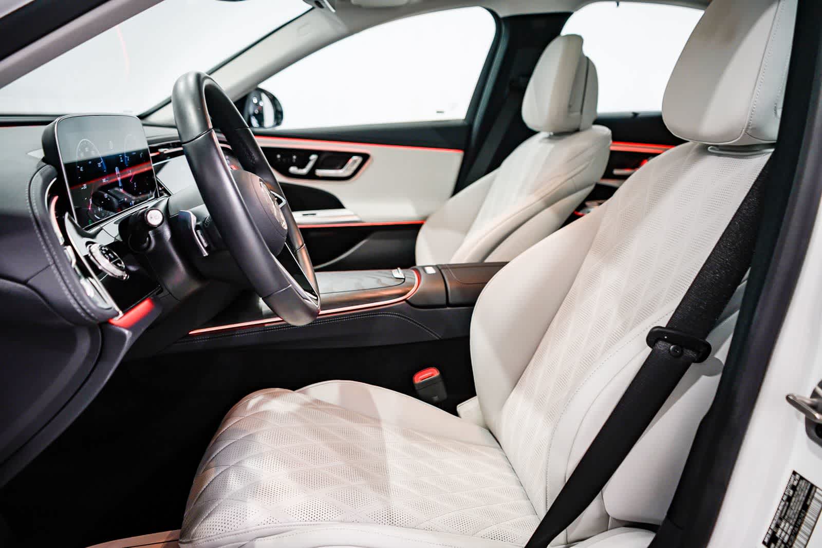 Thumbnail: 2026 Mercedes-Benz E-Class - 17