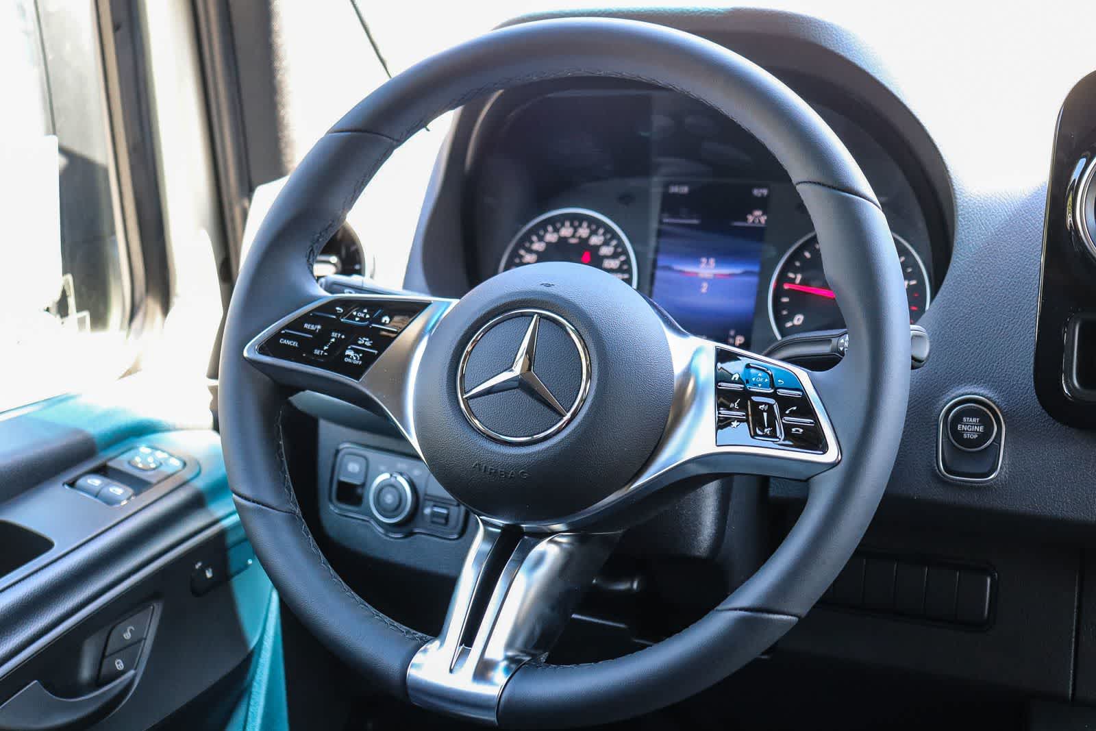Thumbnail: 2026 Mercedes-Benz Sprinter - 17