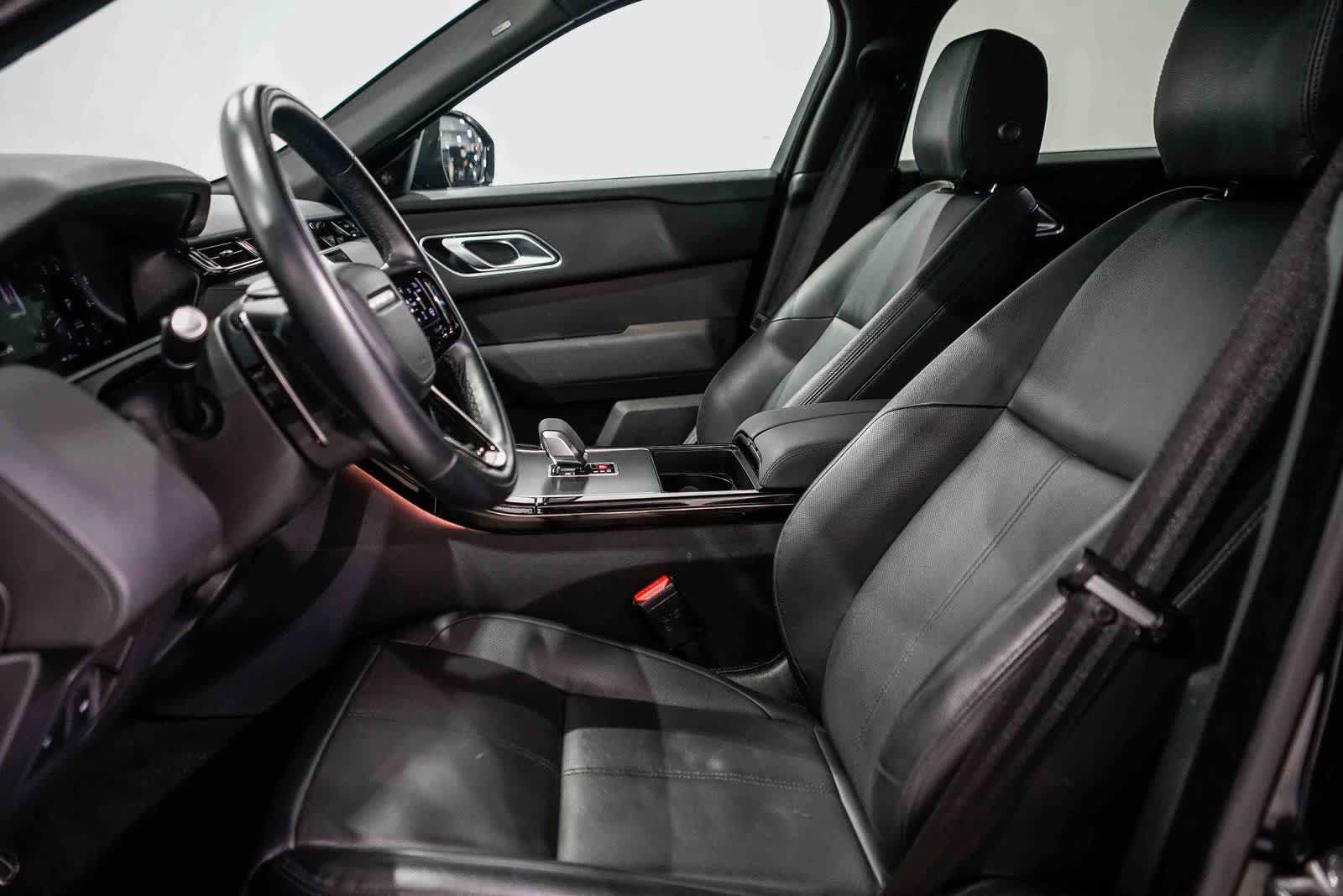 Thumbnail: 2024 Land Rover Range Rover Velar - 17