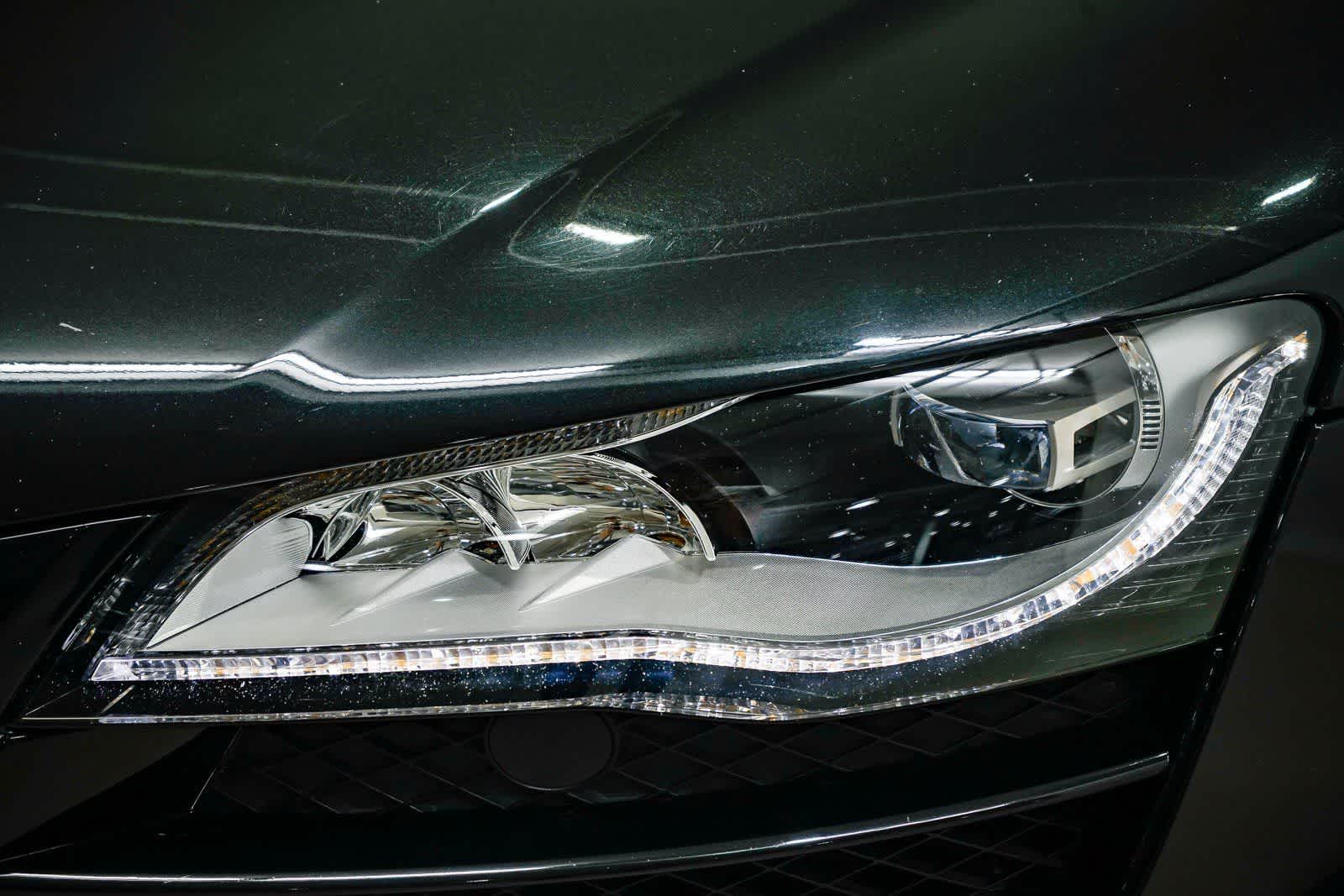 Thumbnail: 2011 Audi R8 - 13