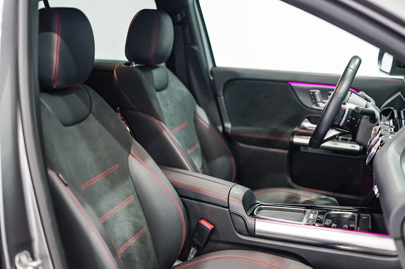 Thumbnail: 2025 Mercedes-Benz GLA - 15