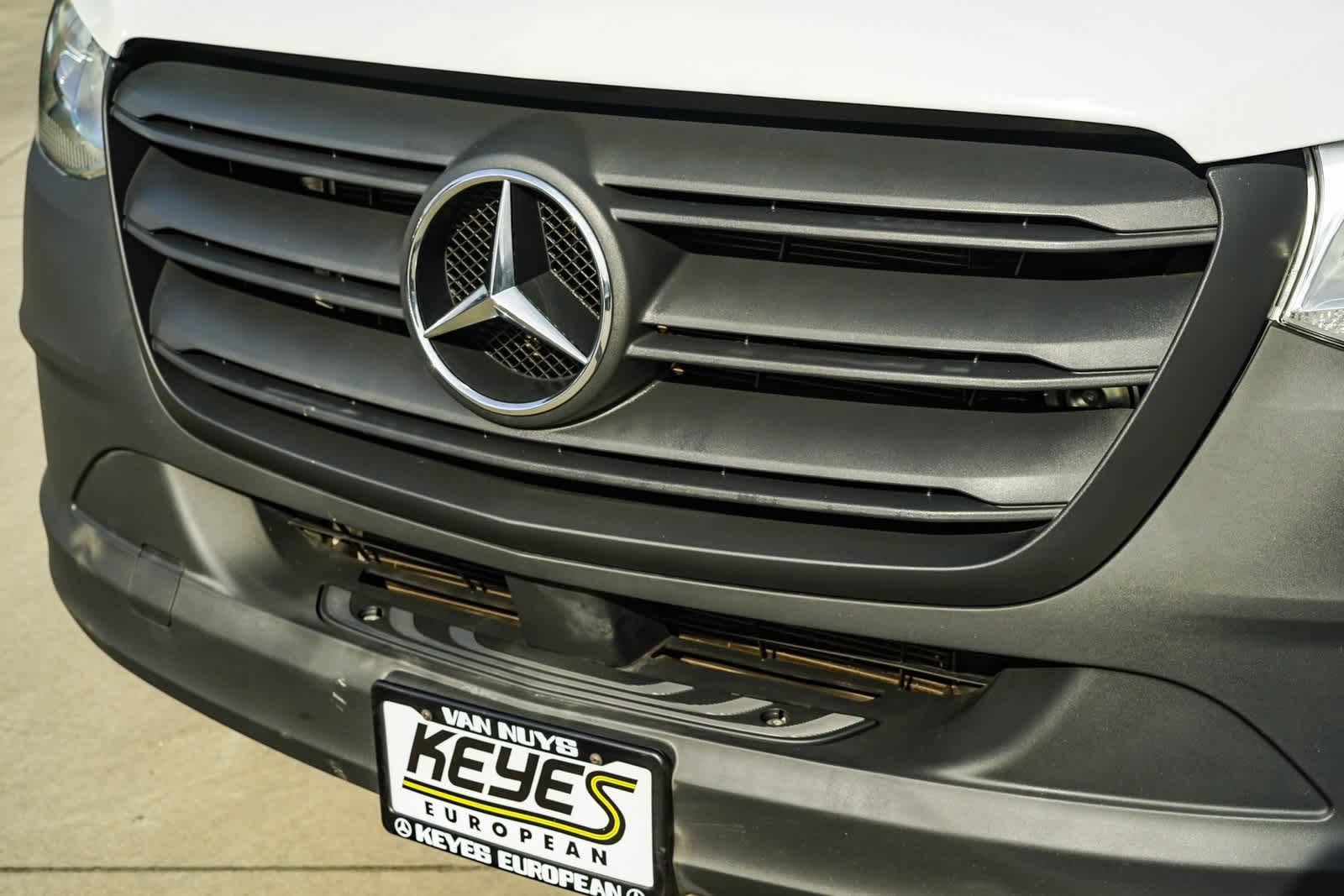 Thumbnail: 2023 Mercedes-Benz Sprinter - 8