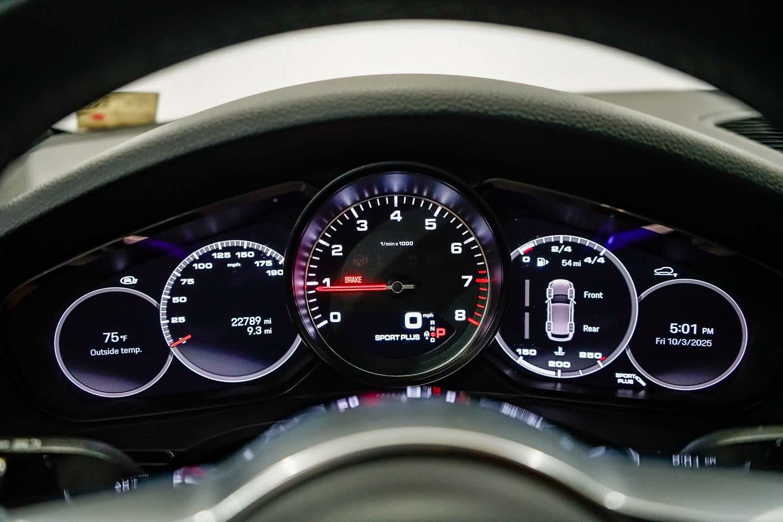 Thumbnail: 2023 Porsche Cayenne - 26