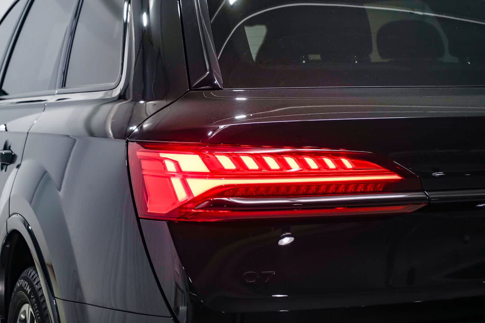 Thumbnail: 2025 Audi Q7 - 9