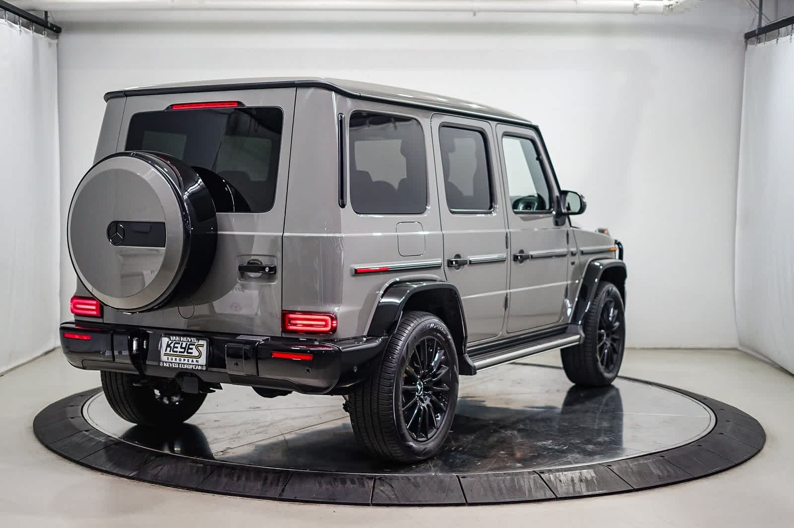 Thumbnail: 2023 Mercedes-Benz G-Class - 4