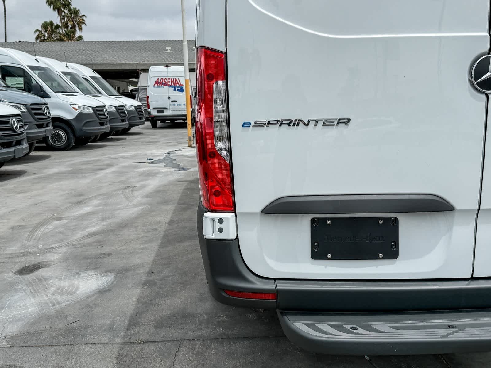 Thumbnail: 2024 Mercedes-Benz eSprinter - 7