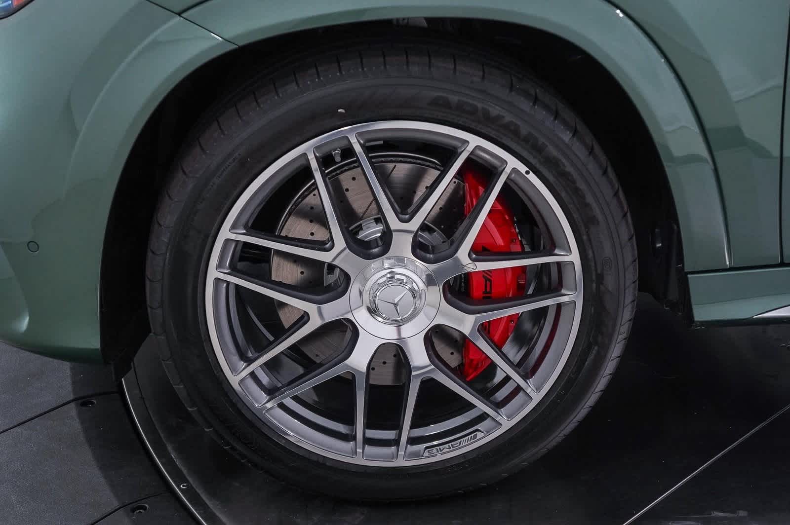 Thumbnail: 2025 Mercedes-Benz GLE - 10