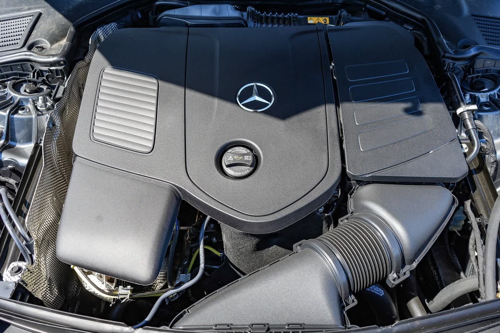Thumbnail: 2025 Mercedes-Benz C-Class - 15