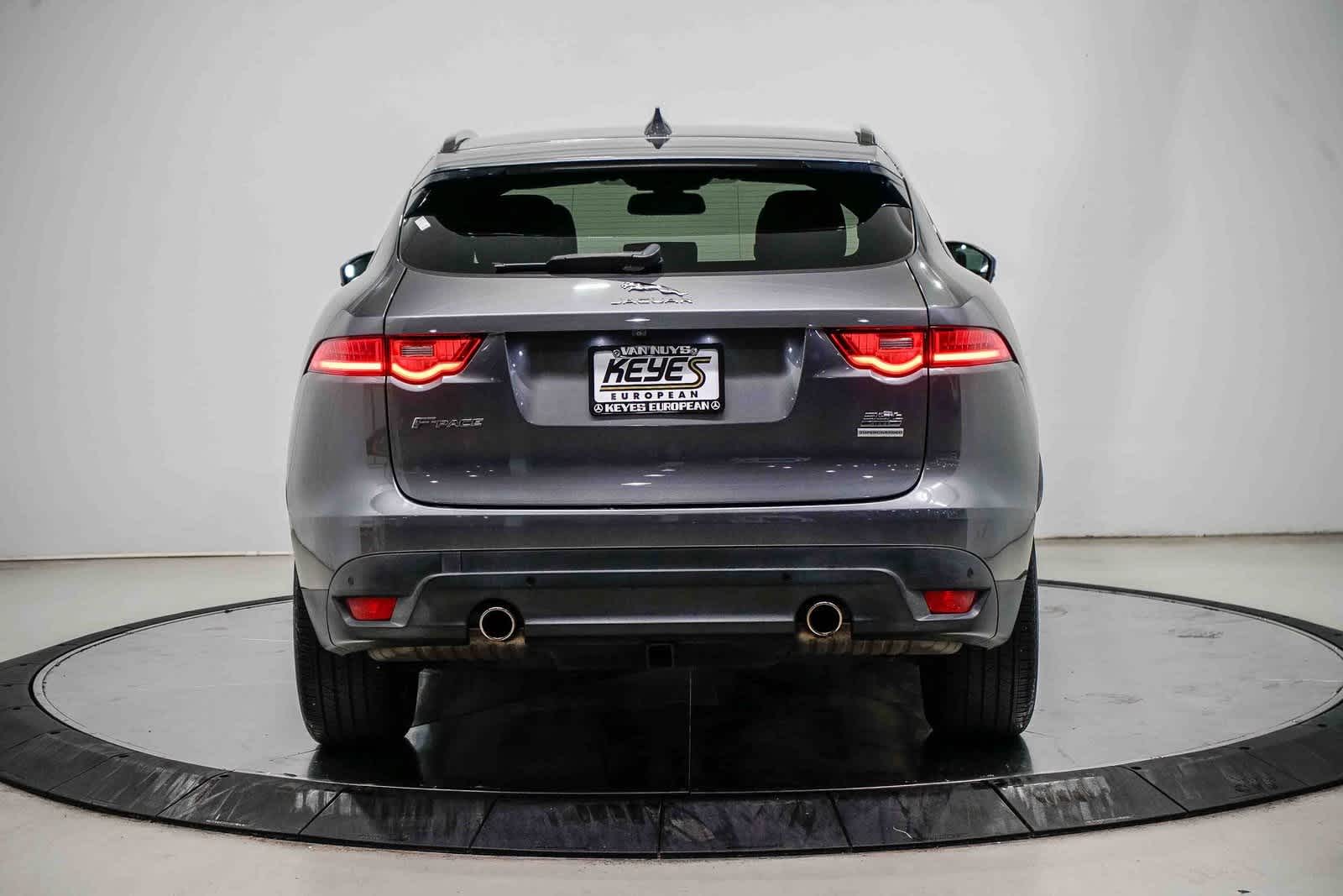 Thumbnail: 2018 Jaguar F-Pace - 3