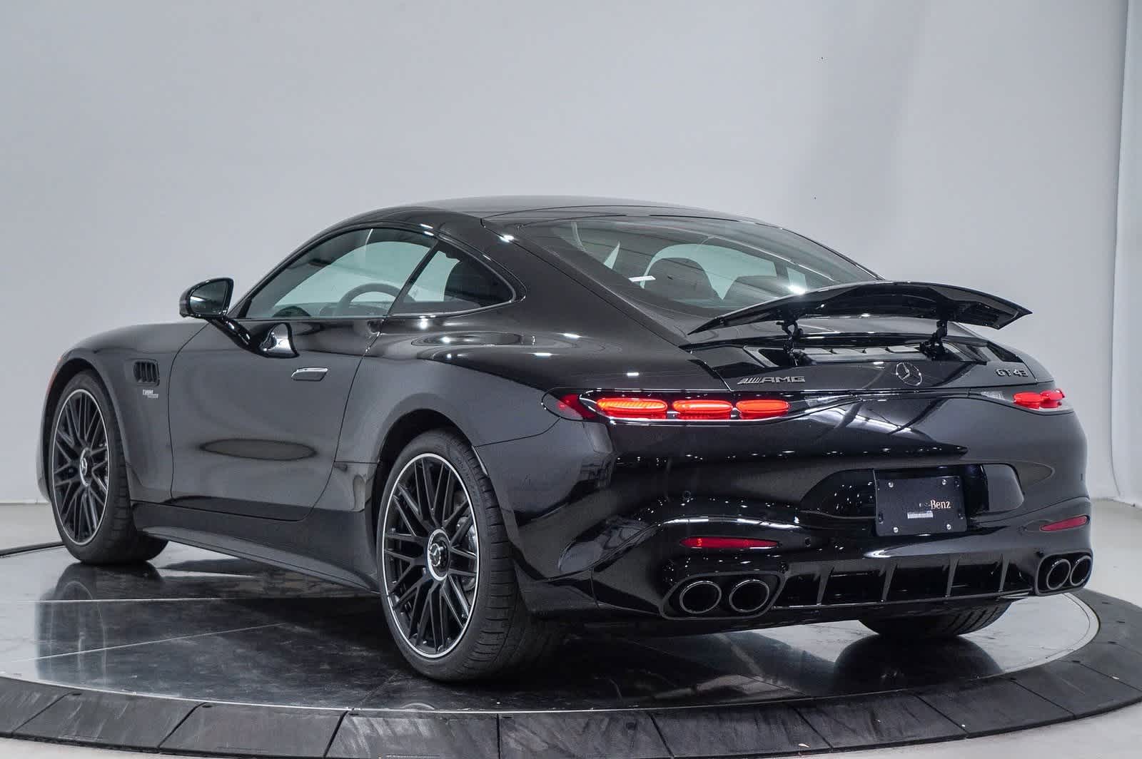 Thumbnail: 2025 Mercedes-Benz AMG GT - 2