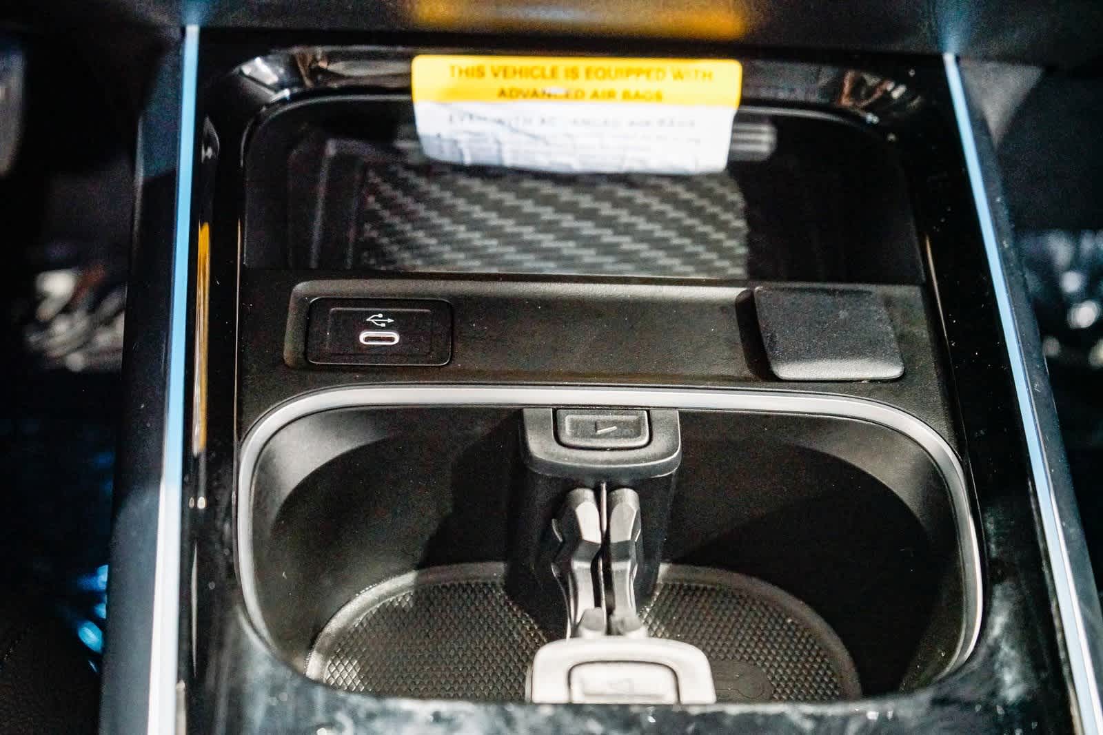 Thumbnail: 2025 Mercedes-Benz GLA - 21