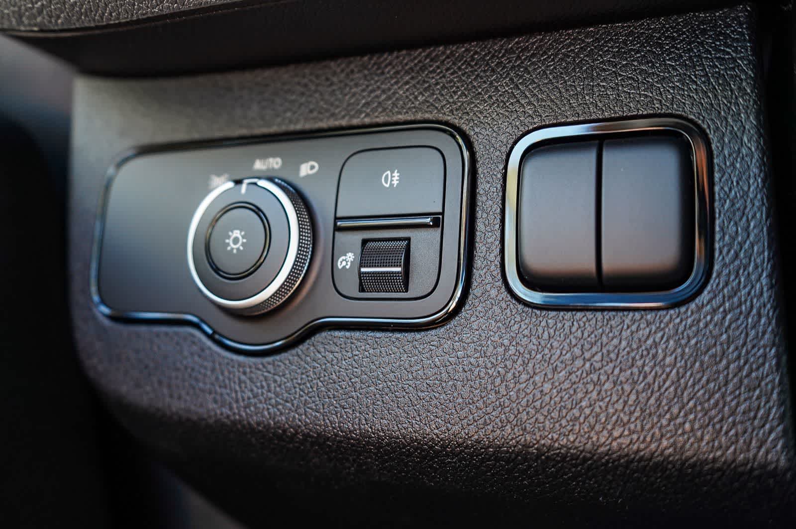 Thumbnail: 2026 Mercedes-Benz Sprinter - 23