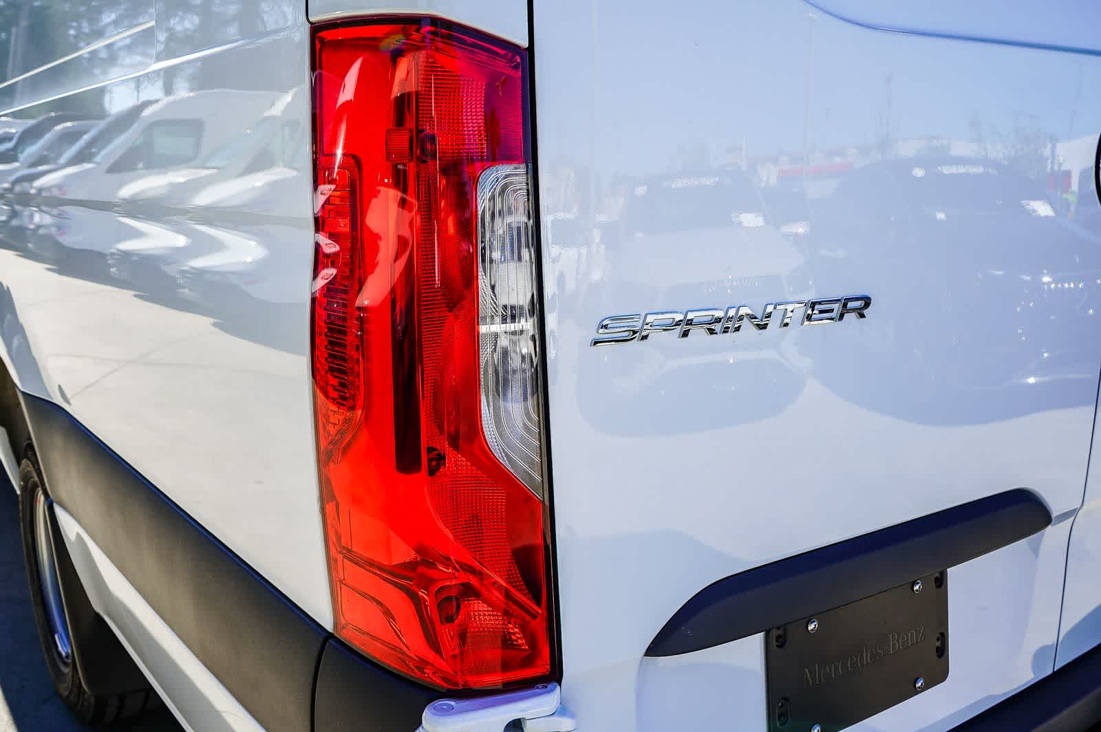 Thumbnail: 2026 Mercedes-Benz Sprinter - 7