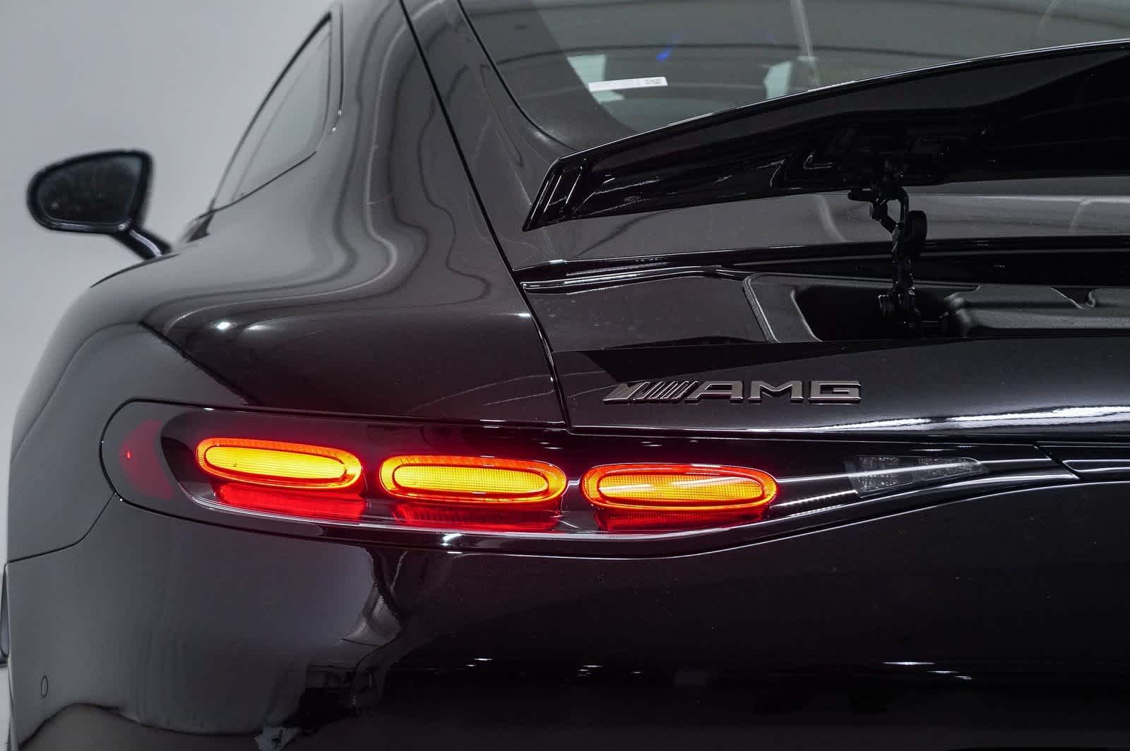 Thumbnail: 2025 Mercedes-Benz AMG GT - 9