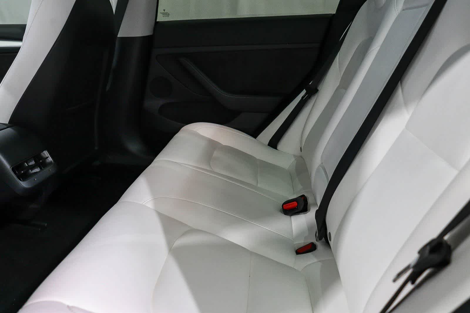 Thumbnail: 2023 Tesla Model 3 - 19