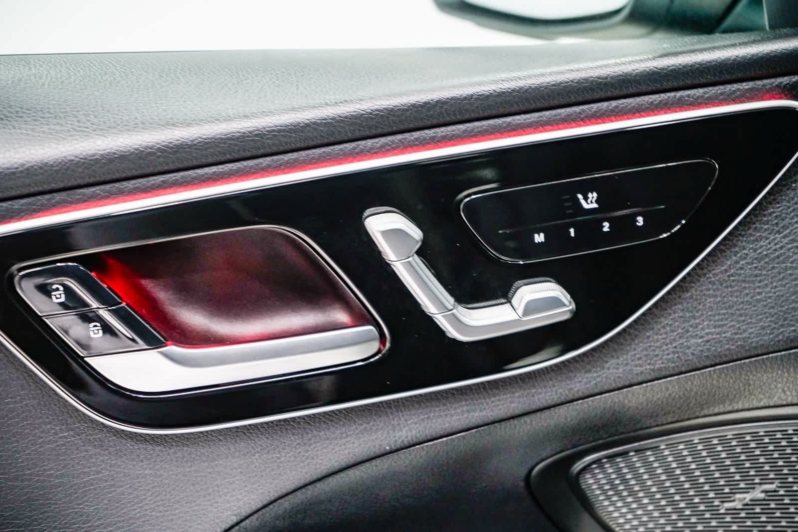 Thumbnail: 2023 Mercedes-Benz C-Class - 20