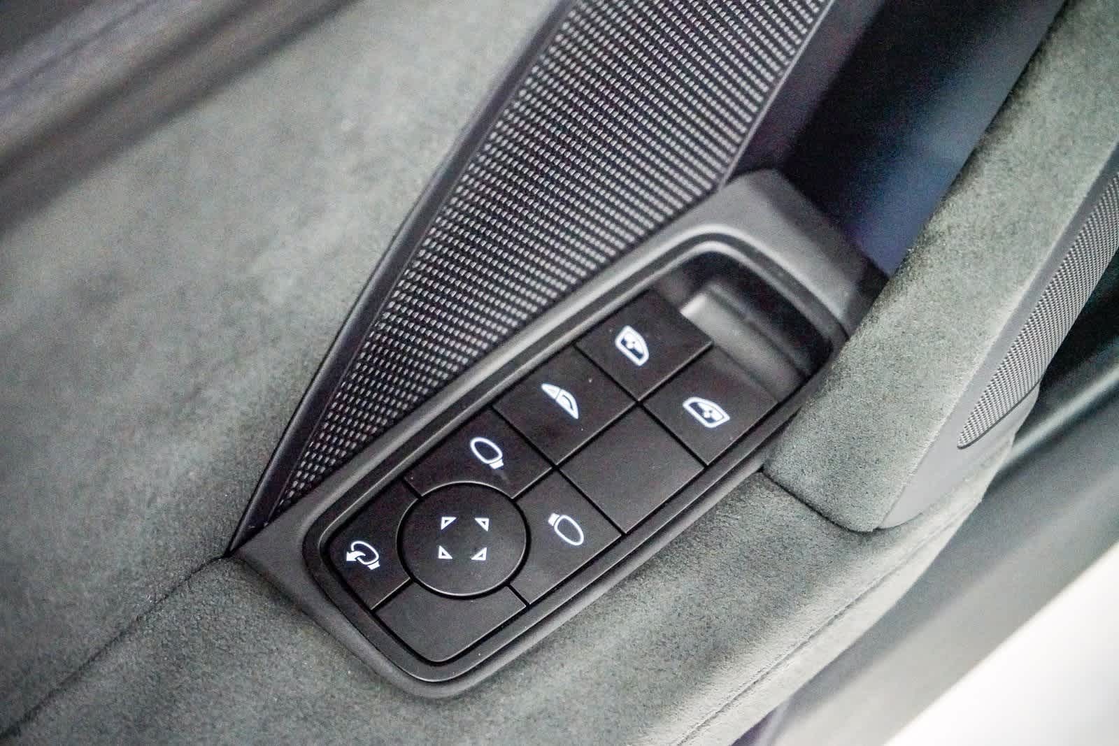 Thumbnail: 2022 Porsche 911 - 28