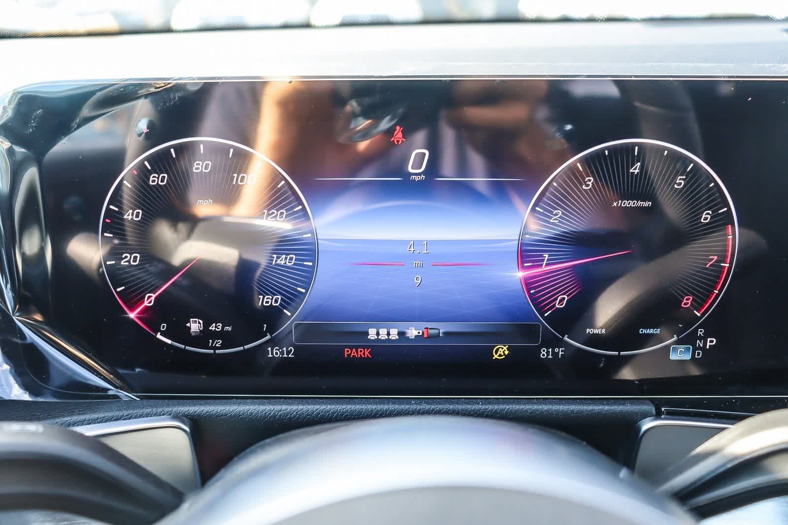 Thumbnail: 2026 Mercedes-Benz GLB - 23