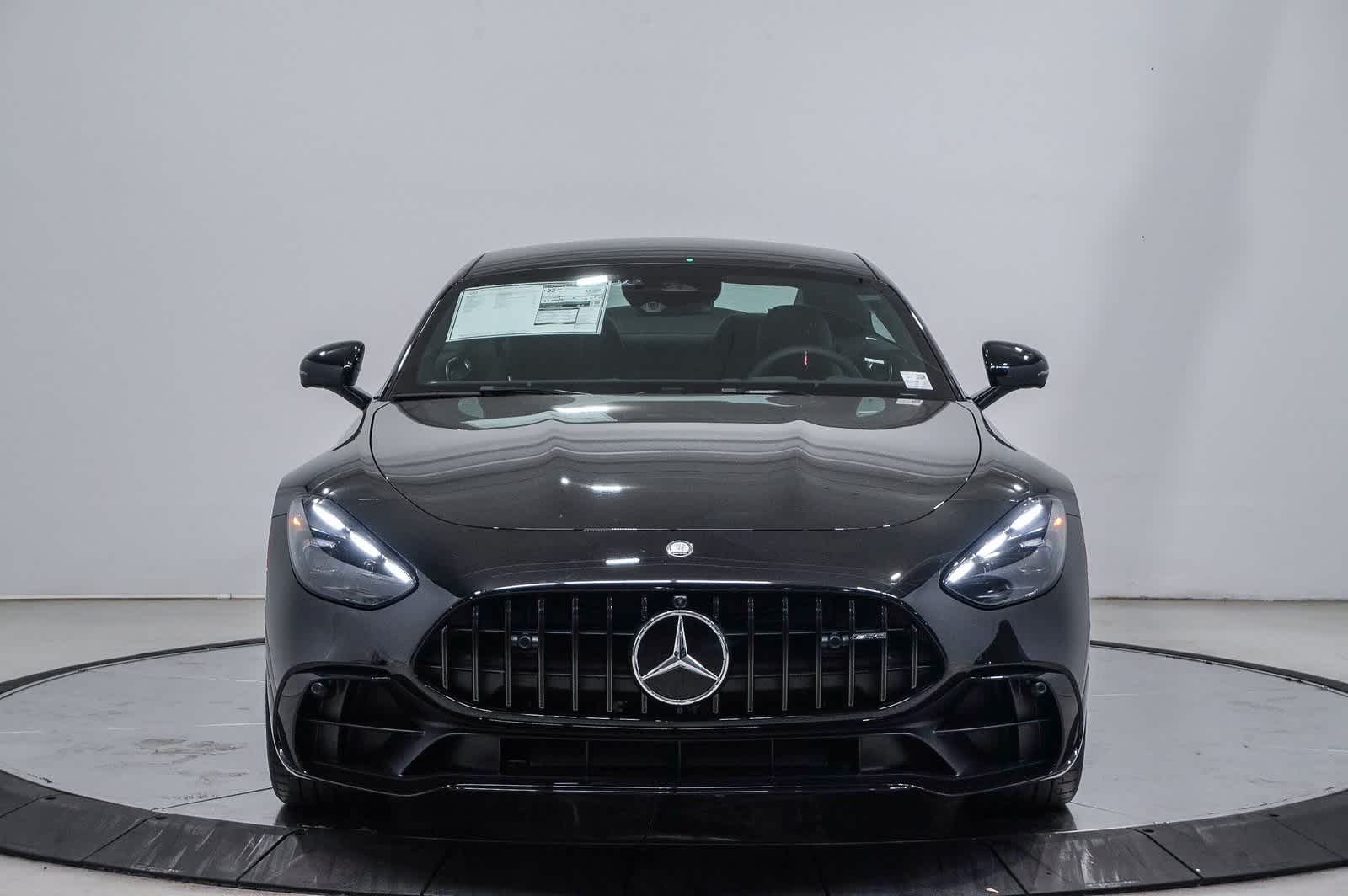 Thumbnail: 2025 Mercedes-Benz AMG GT - 6