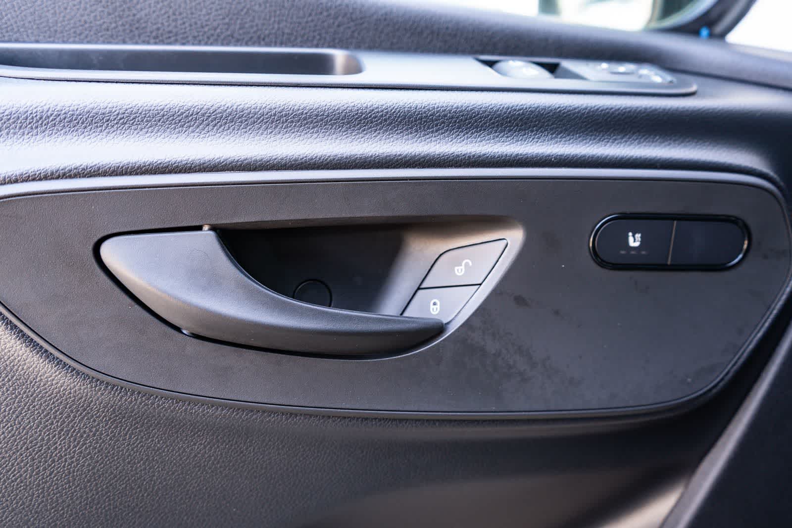 Thumbnail: 2026 Mercedes-Benz Sprinter - 21