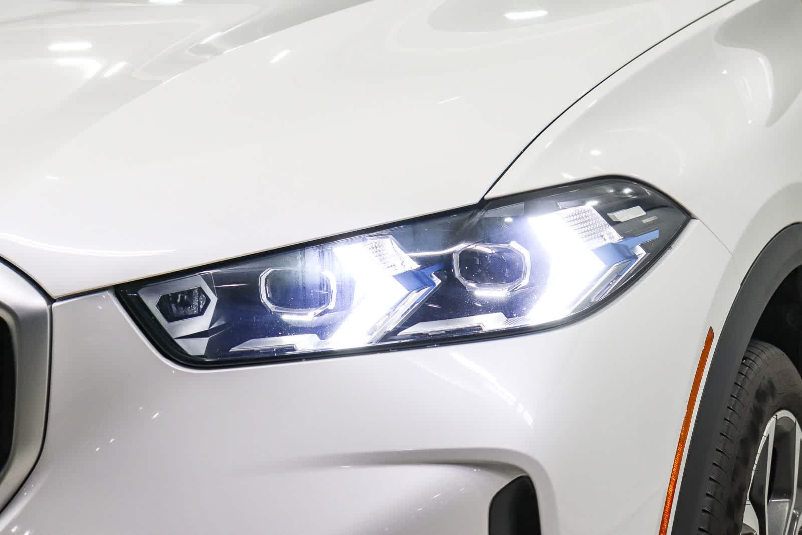 Thumbnail: 2025 BMW X5 - 7
