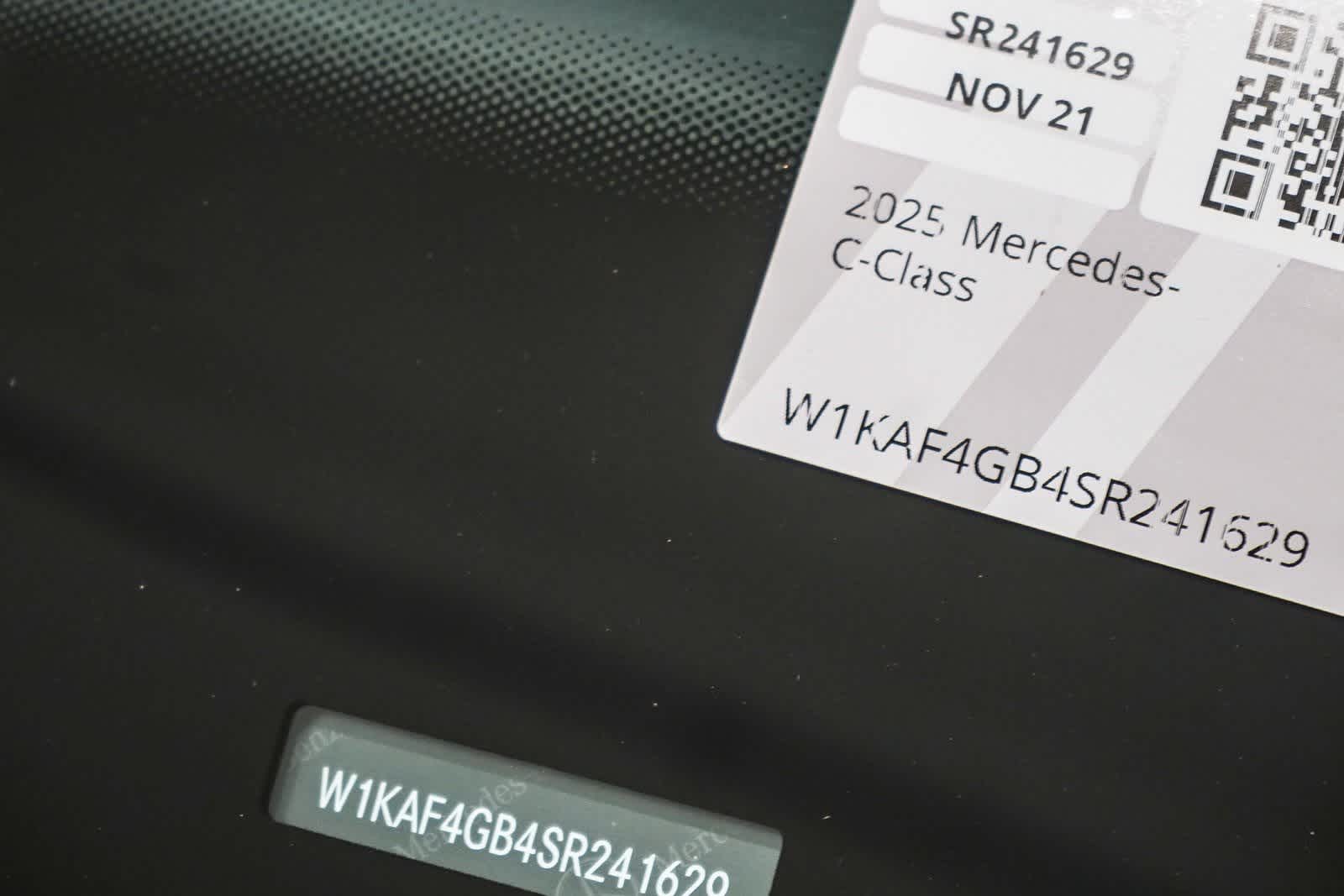 Thumbnail: 2025 Mercedes-Benz C-Class - 29