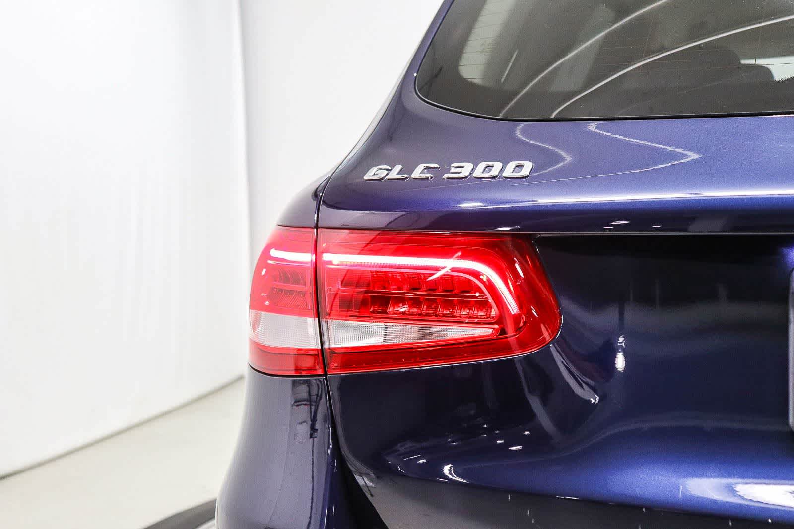 Thumbnail: 2019 Mercedes-Benz GLC - 10