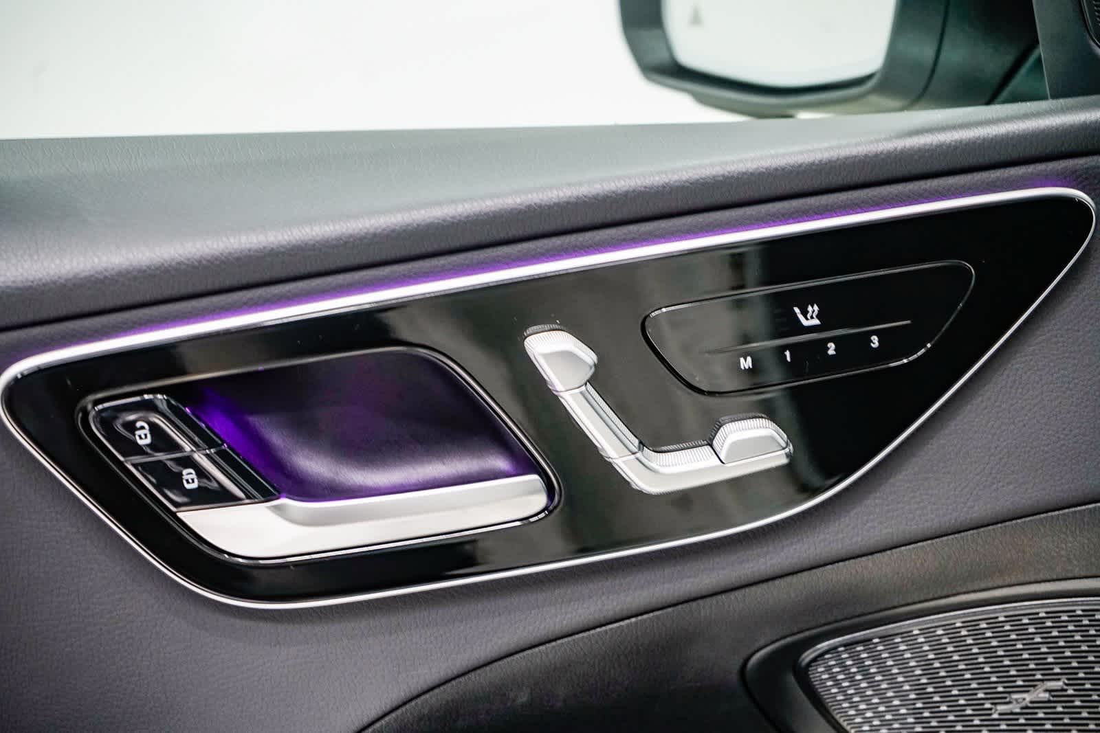 Thumbnail: 2025 Mercedes-Benz C-Class - 20