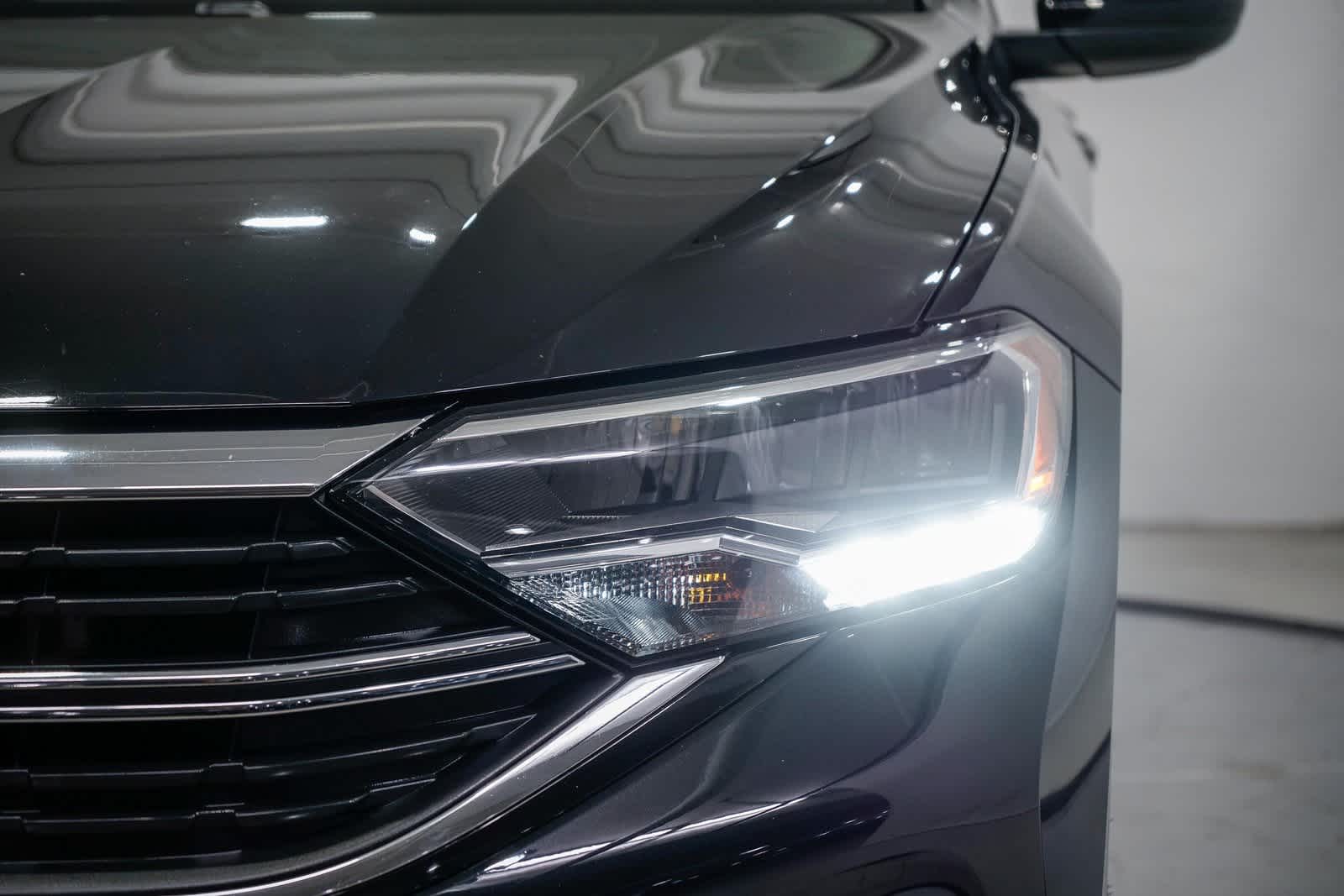 Thumbnail: 2022 Volkswagen Jetta - 7