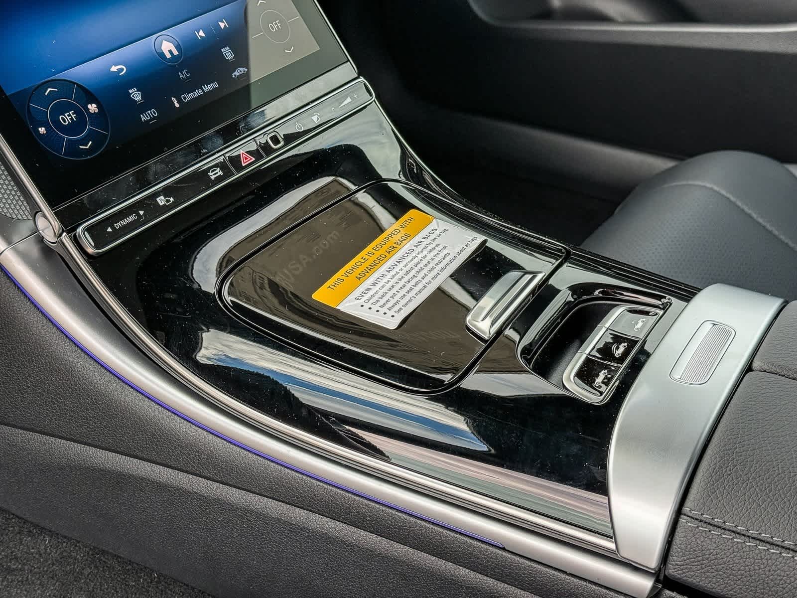 Thumbnail: 2026 Mercedes-Benz CLE - 19