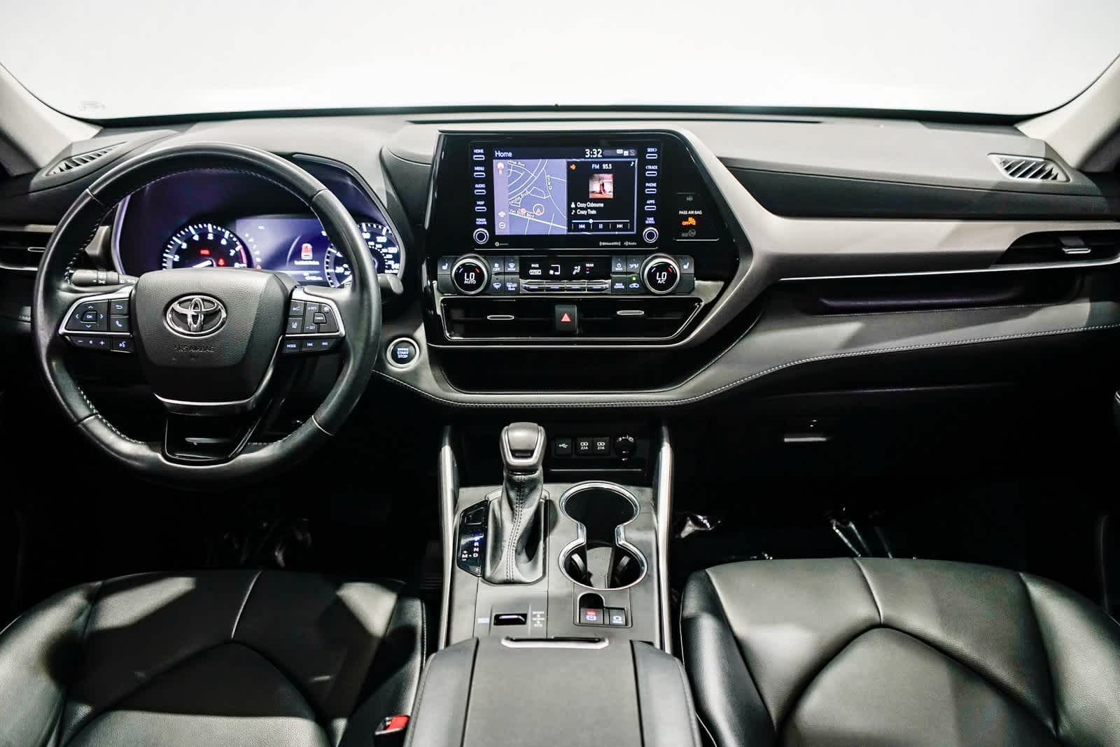 Thumbnail: 2021 Toyota Highlander - 12