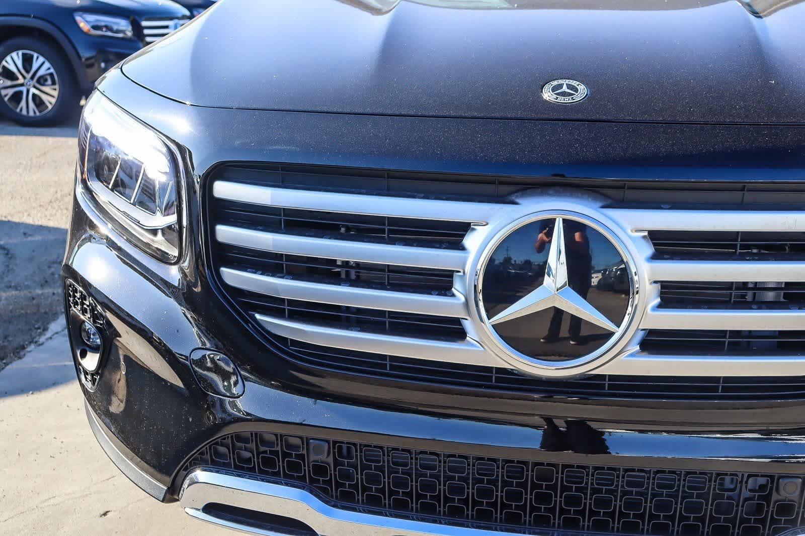 Thumbnail: 2026 Mercedes-Benz GLB - 11