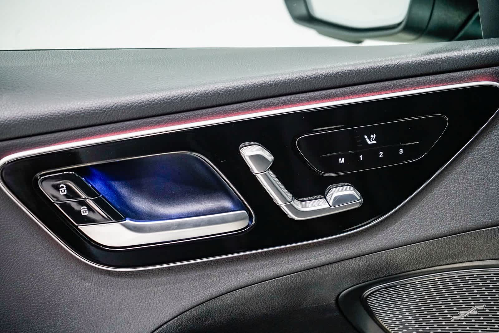 Thumbnail: 2025 Mercedes-Benz C-Class - 20