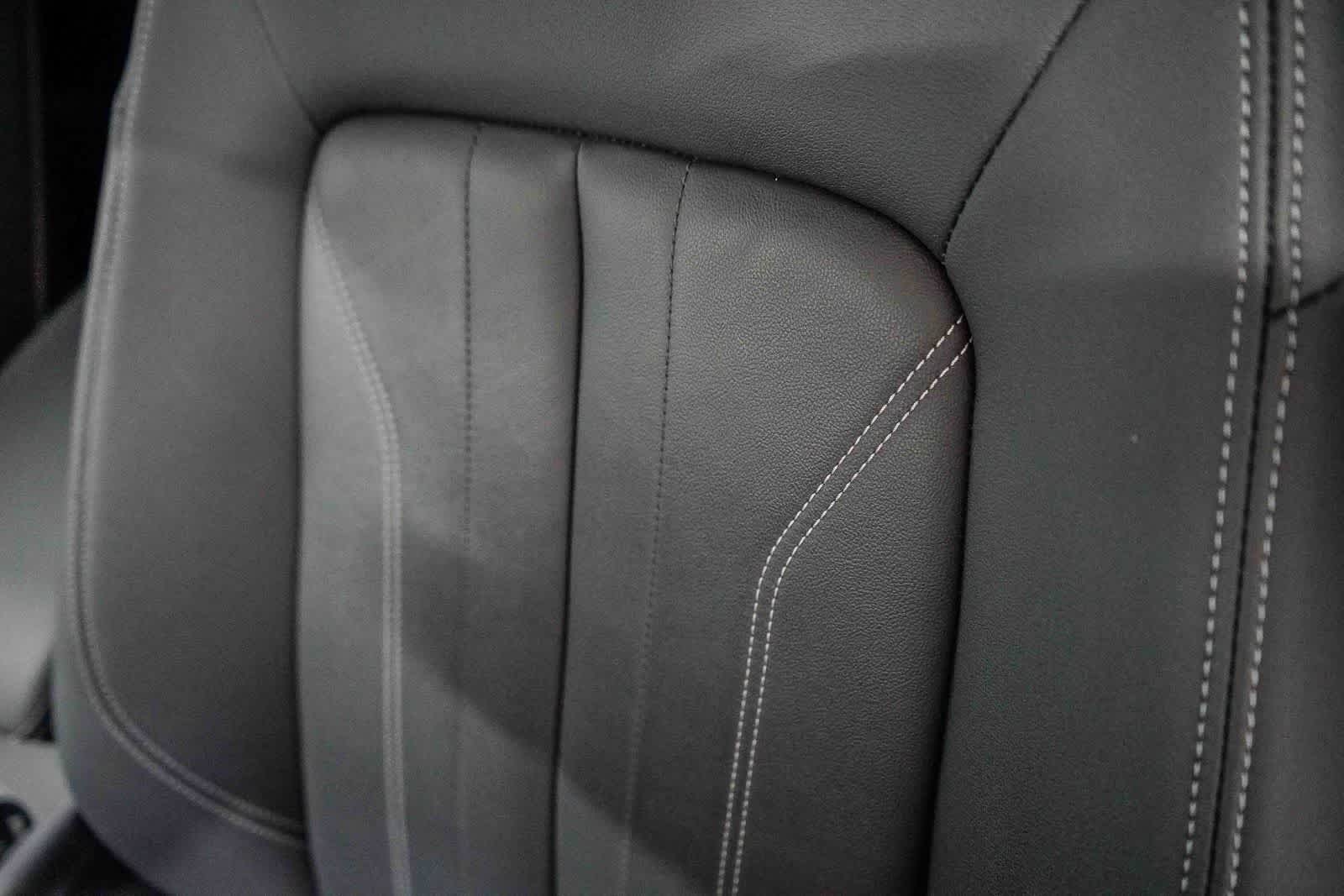 Thumbnail: 2023 Audi Q5 - 25