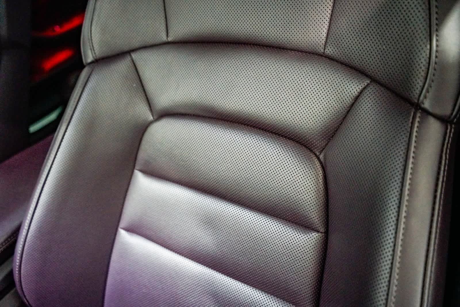 Thumbnail: 2023 Porsche Taycan - 26