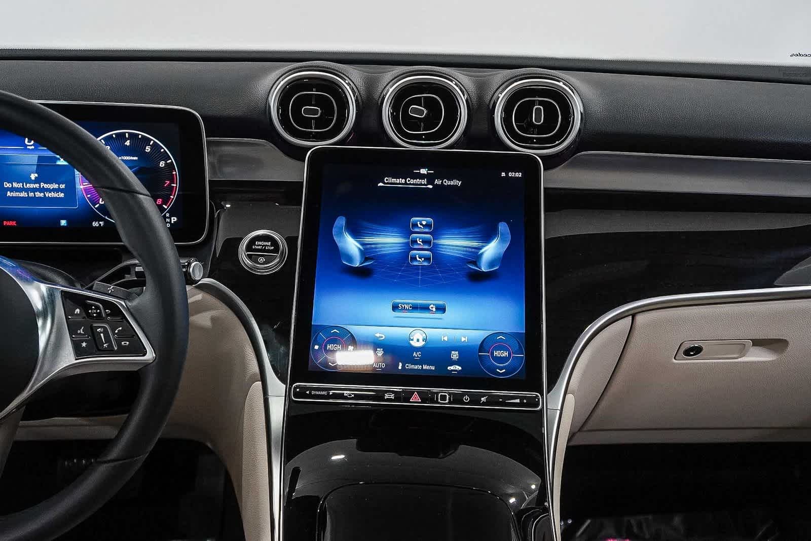 Thumbnail: 2025 Mercedes-Benz GLC - 13