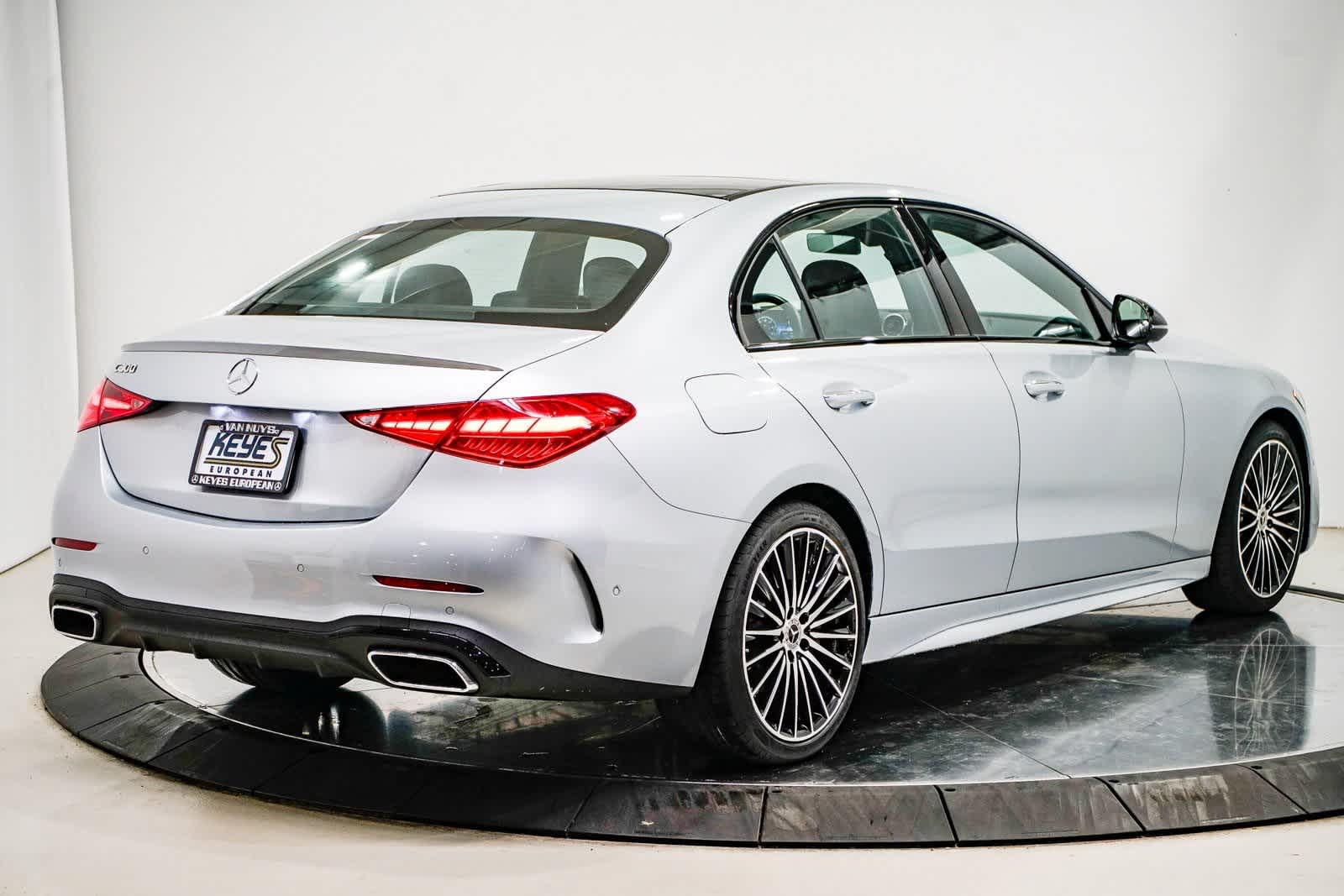 Thumbnail: 2025 Mercedes-Benz C-Class - 4