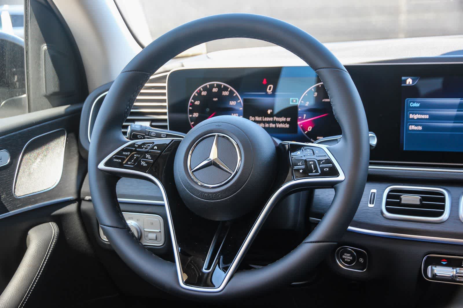 Thumbnail: 2026 Mercedes-Benz GLE - 16