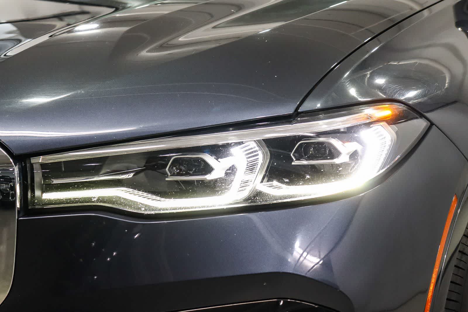 Thumbnail: 2020 BMW X7 - 6