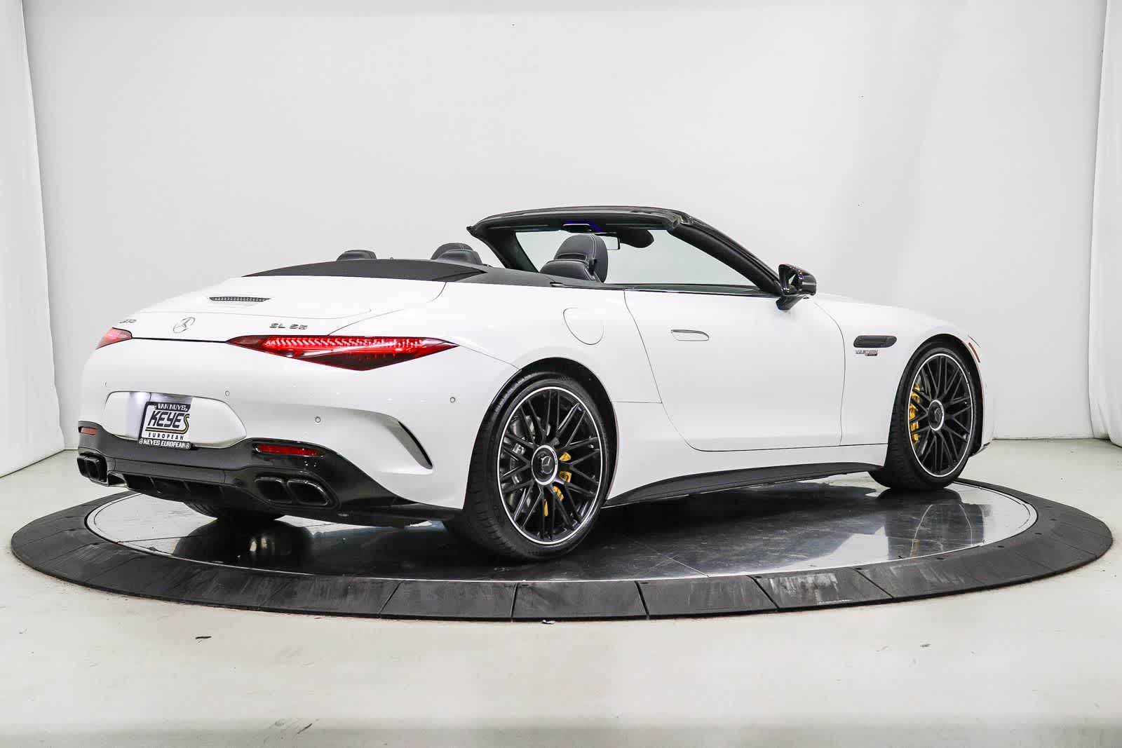 Thumbnail: 2022 Mercedes-Benz SL-Class - 10