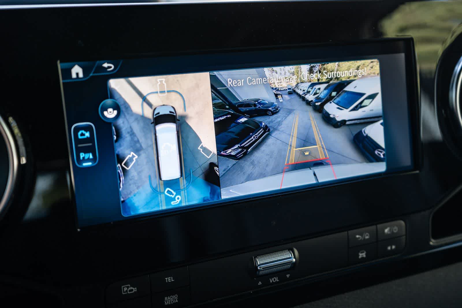 Thumbnail: 2026 Mercedes-Benz Sprinter - 27